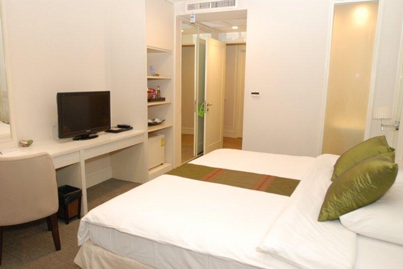 Aphrodite Inn Bangkok Exteriör bild