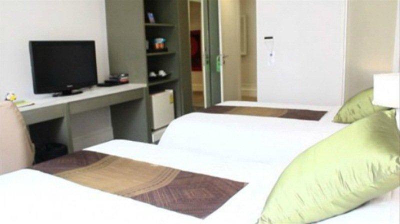 Aphrodite Inn Bangkok Exteriör bild