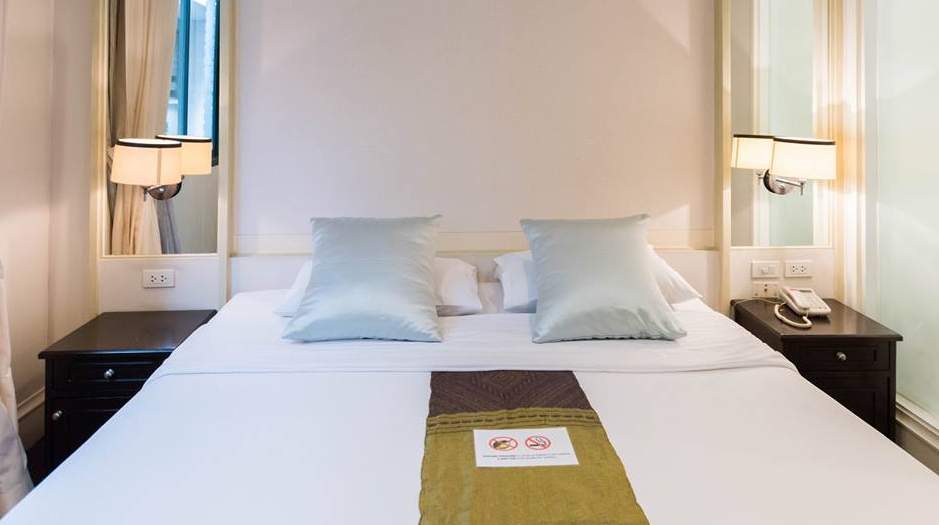 Aphrodite Inn Bangkok Exteriör bild